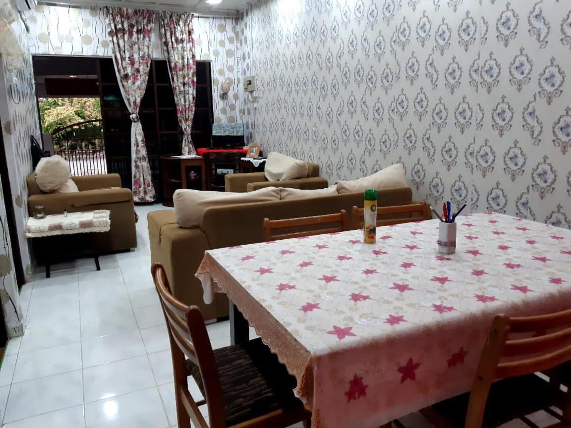 Bemban Garden Homestay Batu Gajah Kültér fotó